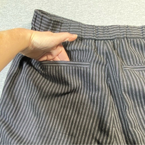 Chico's Design Pull On Striped Pants Womens 2 Black Gray Cropped Wide Leg Career - Picture 9 of 14